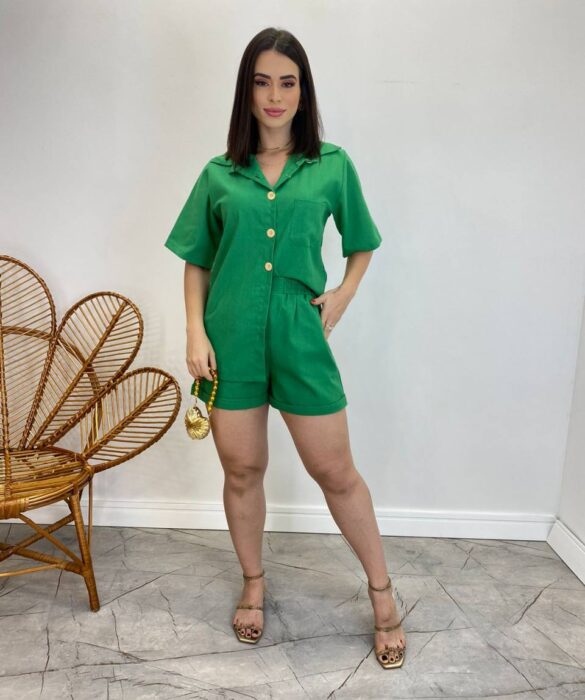 Conjunto Feminino de Linho Camisa com Botões e Short Verde - Fernanda Ramos Store