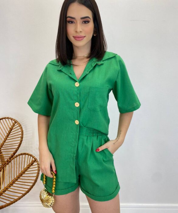 Conjunto Feminino de Linho Camisa com Botões e Short Verde - Fernanda Ramos Store