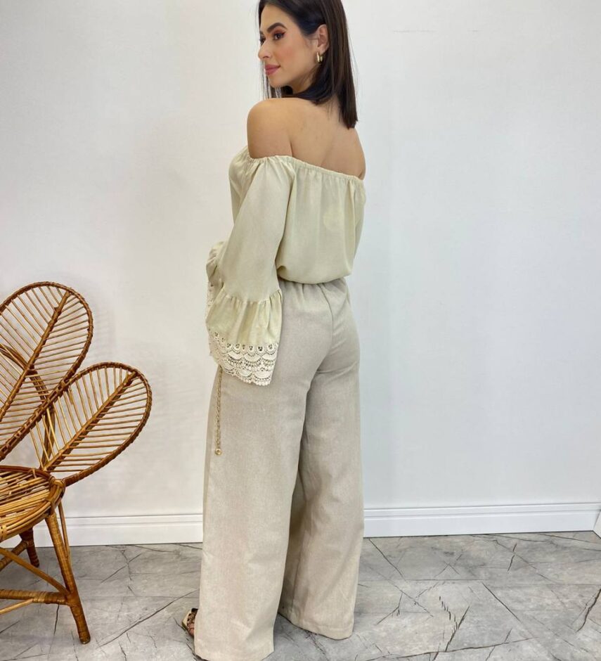 Cropped Feminino Bia Ombro a Ombro Nude com Manga Ampla - Fernanda Ramos Store