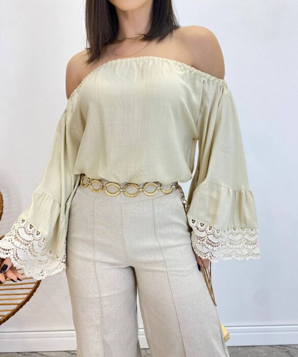 Cropped Feminino Bia Ombro a Ombro Nude com Manga Ampla - Fernanda Ramos Store