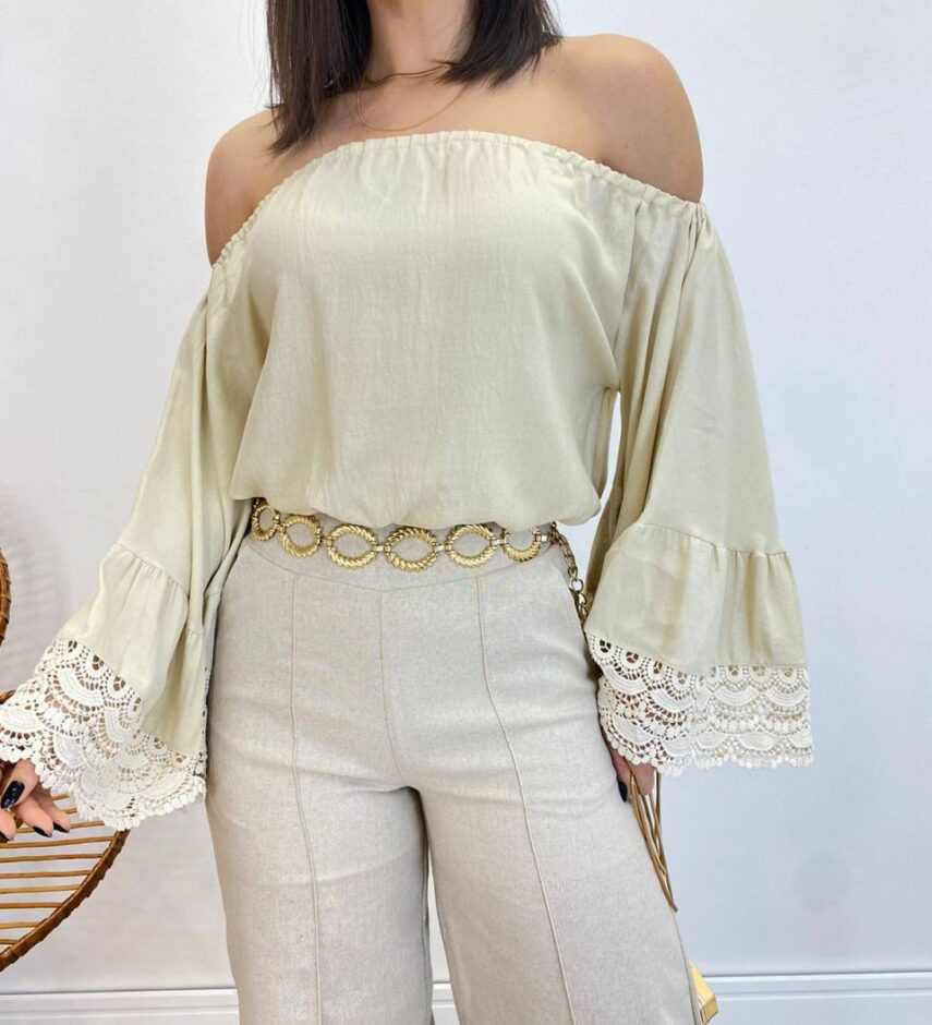 Cropped Feminino Bia Ombro a Ombro Nude com Manga Ampla - Fernanda Ramos Store