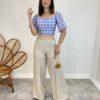 Cropped Feminino com Bojo de Laise Branco Bordado de Azul - Fernanda Ramos Store