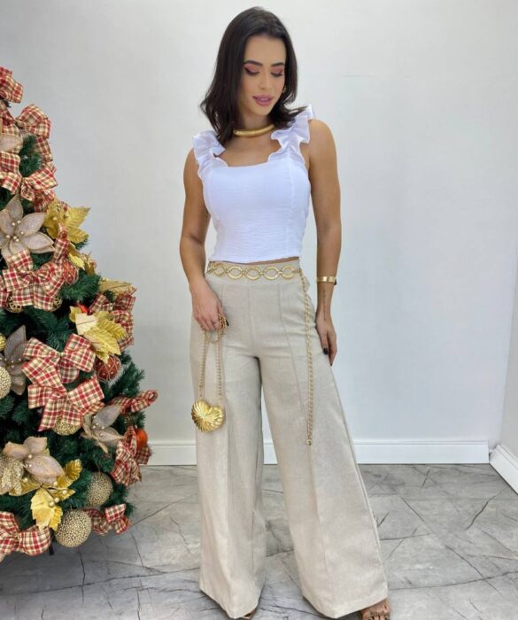 Cropped Feminino com Bojo e Lastex Branco Babado nas Alças - Fernanda Ramos Store