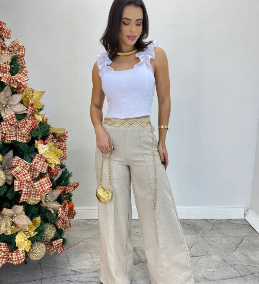 Cropped Feminino com Bojo e Lastex Branco Babado nas Alças - Fernanda Ramos Store