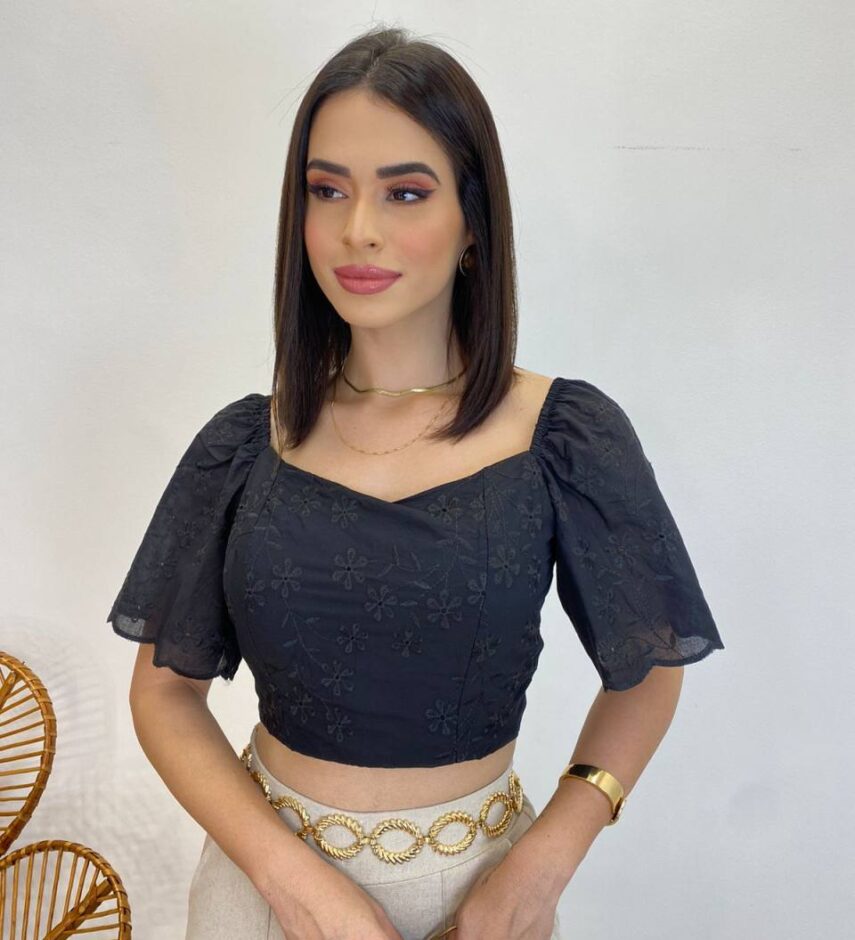 Cropped Feminino com Bojo e Amarração Preto Bordado - Fernanda Ramos Store