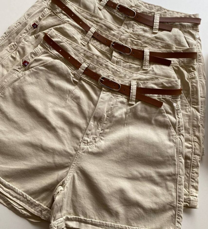 Short Feminino com Cinto Sarja 094312 Bege - Fernanda Ramos Store