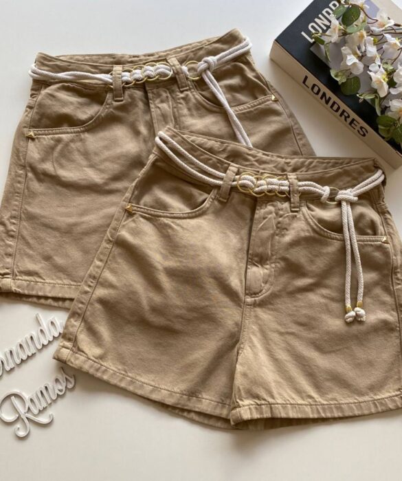 Short Feminino Sarja Boyfriend Alto com Cinto Bege - Fernanda Ramos Store