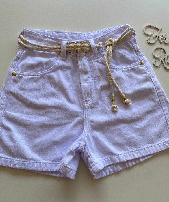 Short Feminino Sarja Boyfriend Alto com Cinto Branco - Fernanda Ramos Store