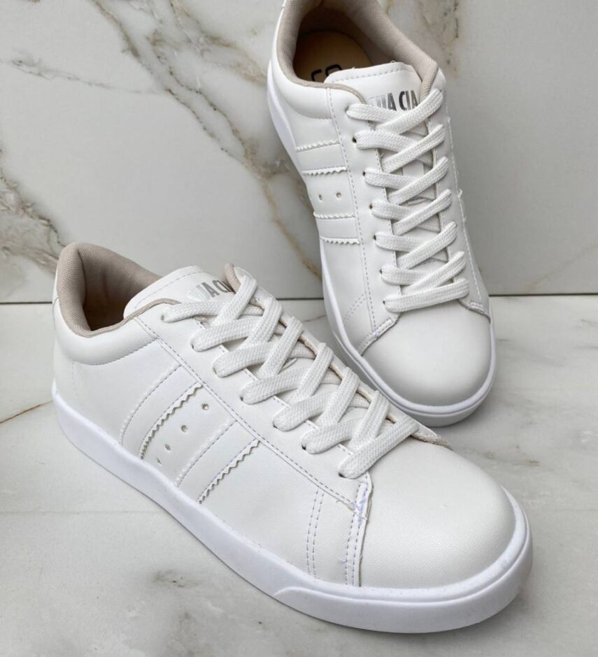 Tênis Feminino Maria Júlia Branco com Detalhes de Listras - Fernanda Ramos Store