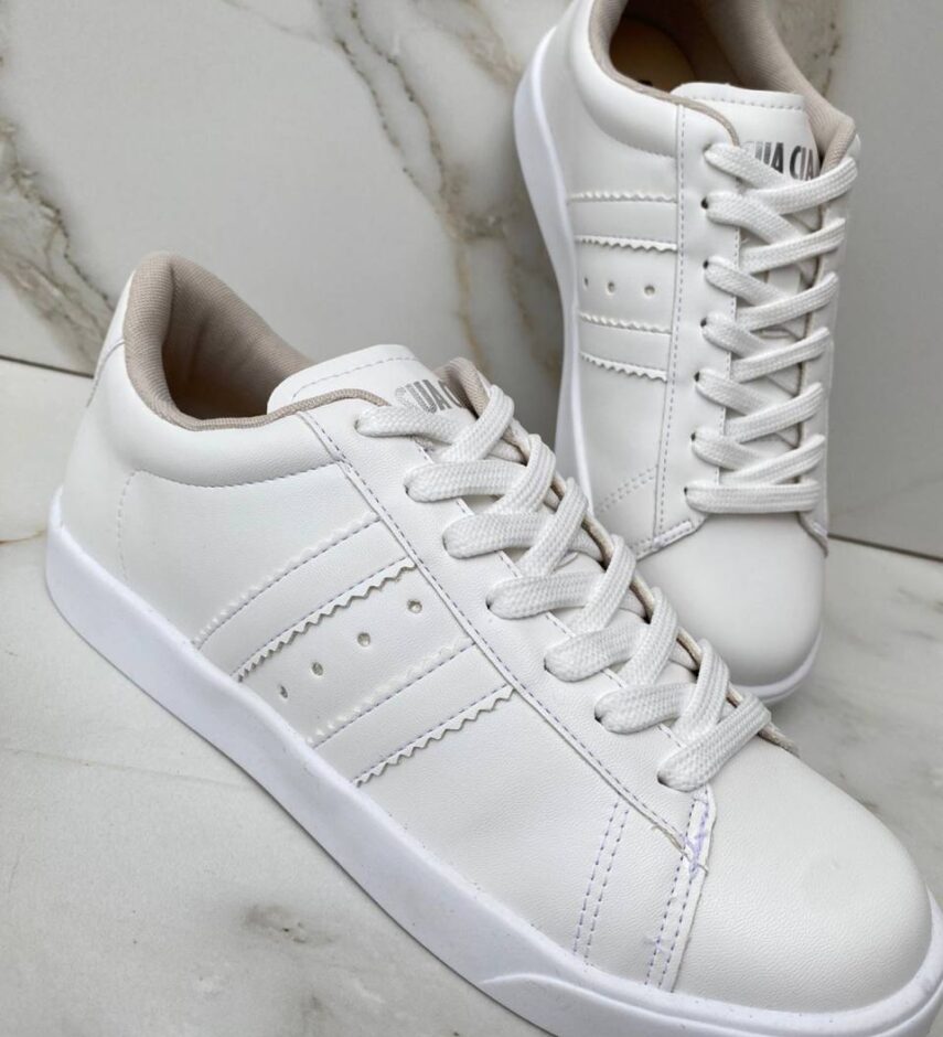 Tênis Feminino Maria Júlia Branco com Detalhes de Listras - Fernanda Ramos Store