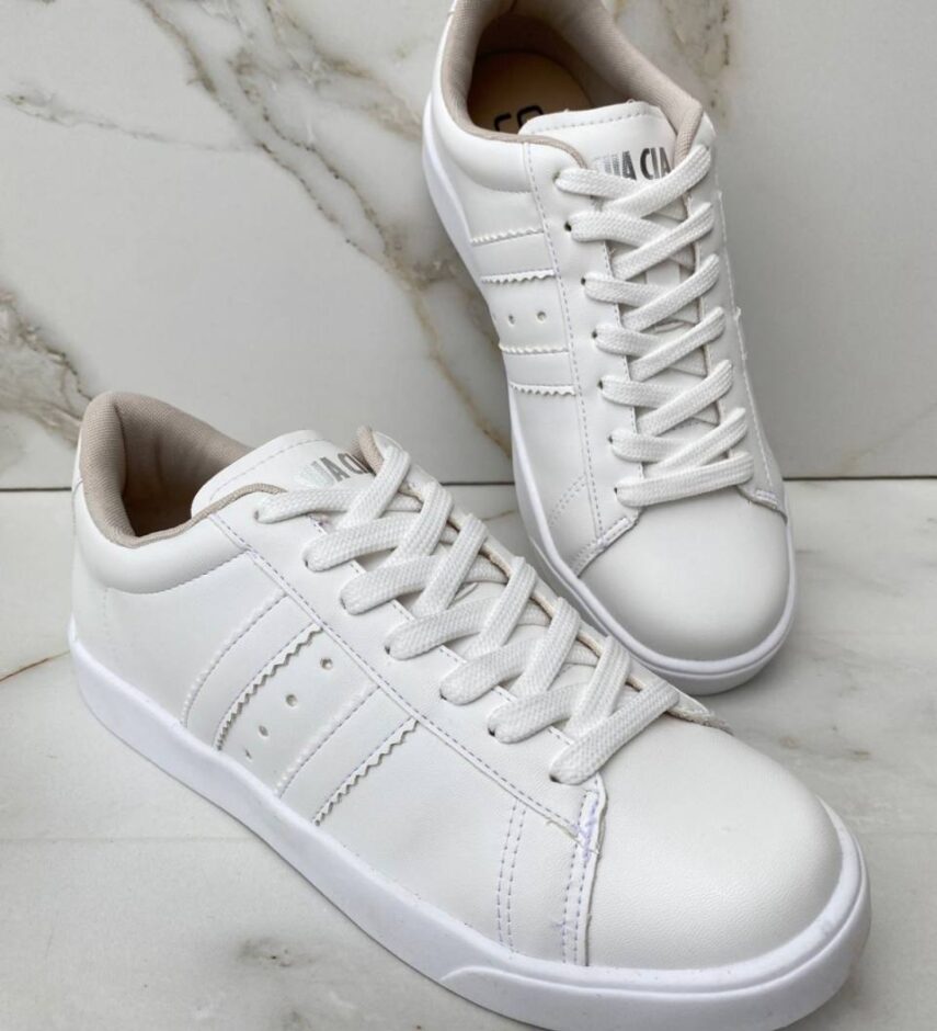 Tênis Feminino Maria Júlia Branco com Detalhes de Listras - Fernanda Ramos Store