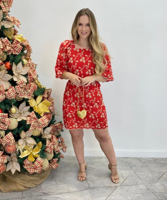 Vestido Curto sem Bojo Vermelho com Amarração Atrás Bordado Floral - Fernanda Ramos Store