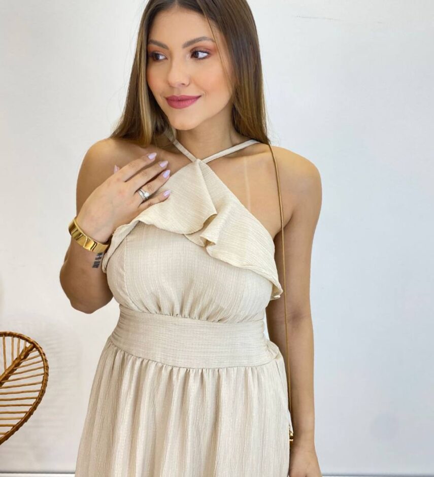 Vestido Longo Cecília Nude Alça Regulável com Bojo Detalhe de Babado - Fernanda Ramos Store