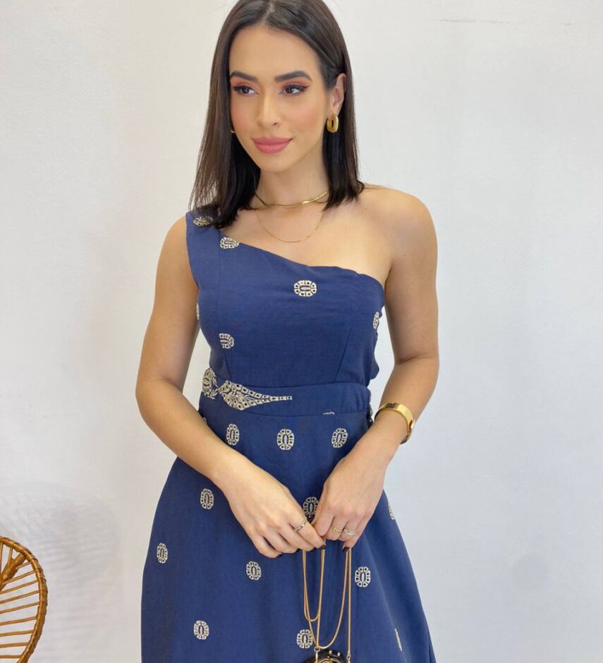 Vestido Longo Nula Manga com Amarração Atrás Azul Marinho Bordado - Fernanda Ramos Store