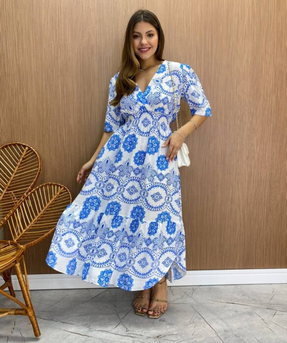 Vestido Midi Bia sem Bojo com Lastex Branco Estampa Floral Azul - Fernanda Ramos Store