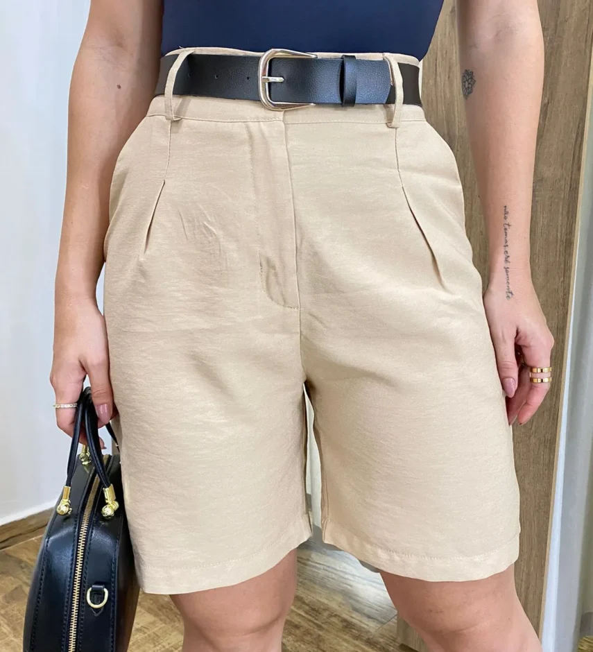 Bermuda Feminina com Cinto Catarina Bege - Fernanda Ramos Store