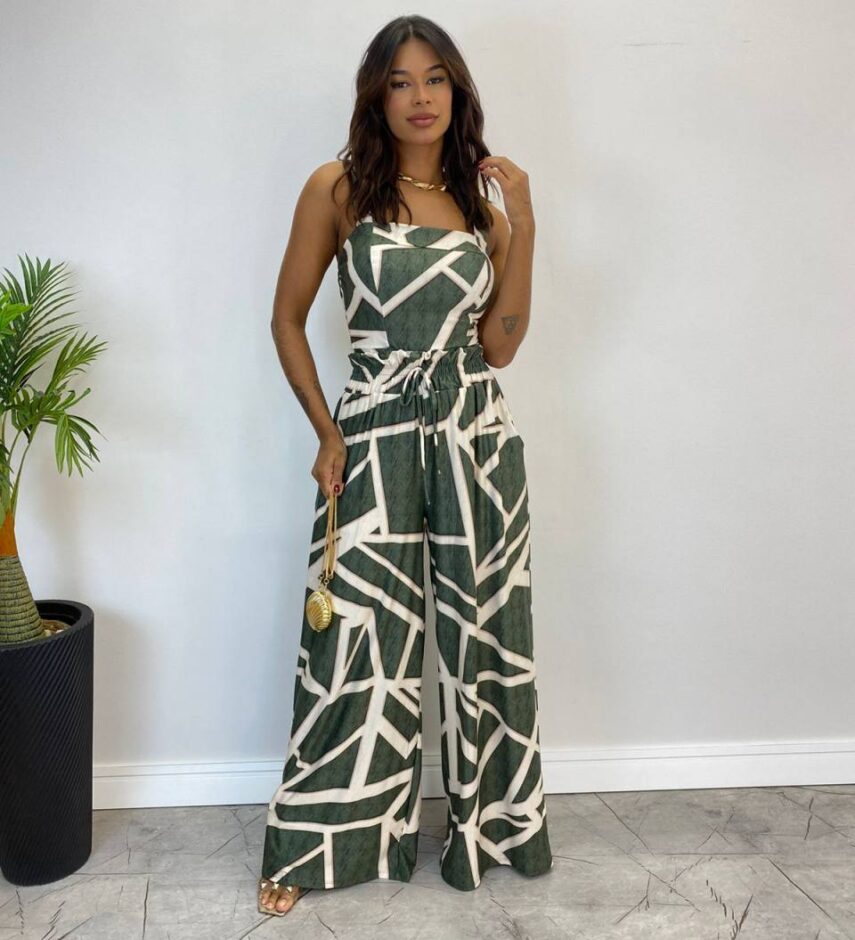 Conjunto Feminino Cropped com Bojo e Calça Pantalona Estampada - Fernanda Ramos Store