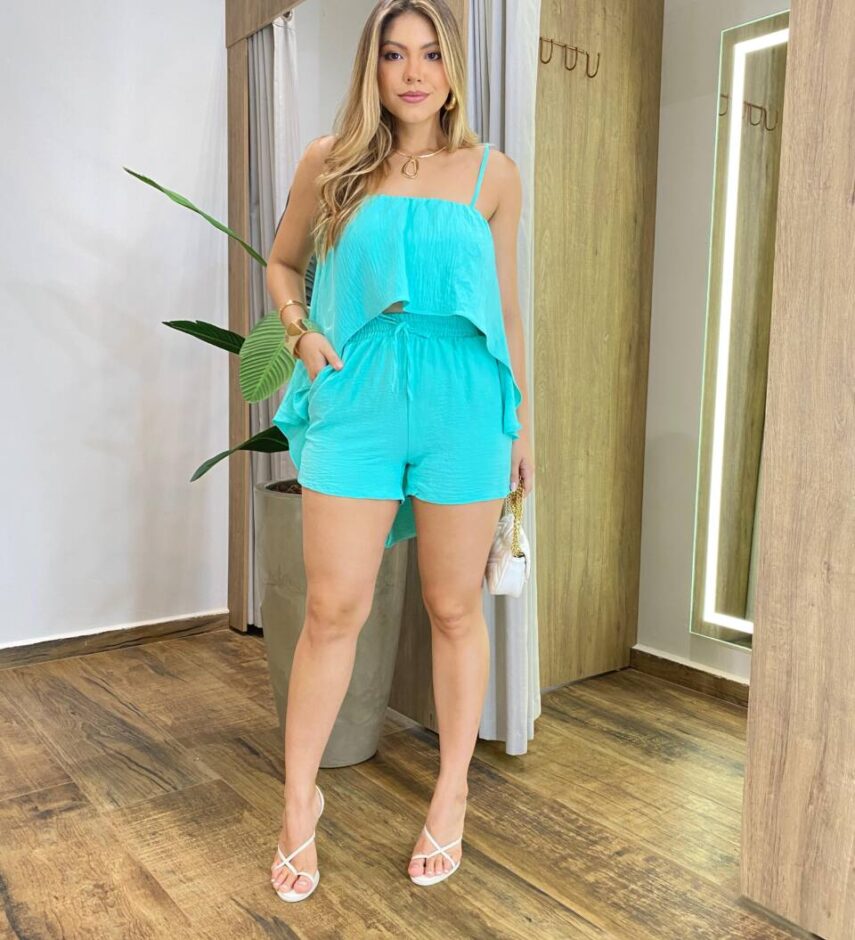 Conjunto Feminino Duna Cropped e Short com Bolsos Verde Água - Fernanda Ramos Store