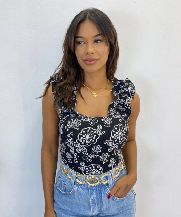 Cropped Feminino com Bojo Babado nas Alças Preto Estampado - Fernanda Ramos Store