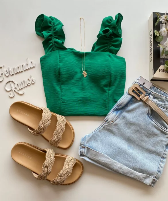 Cropped Feminino com Bojo e Lastex Babado nas Alças Verde - Fernanda Ramos Store