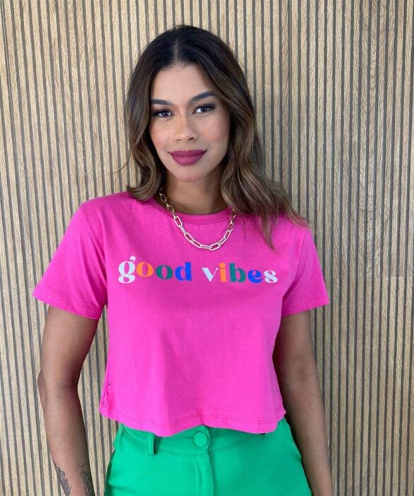 Cropped Feminino Manga Curta Good Vibes Pink - Fernanda Ramos Store