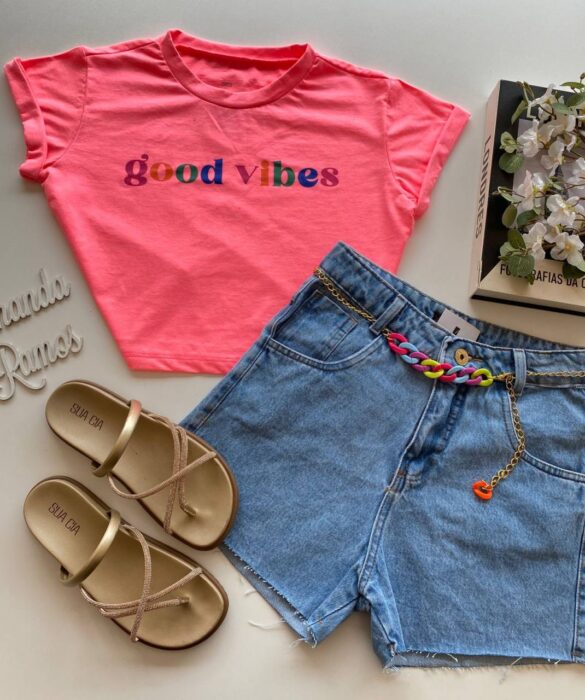 Cropped Feminino Manga Curta Good Vibes Rosa Neon - Fernanda Ramos Store