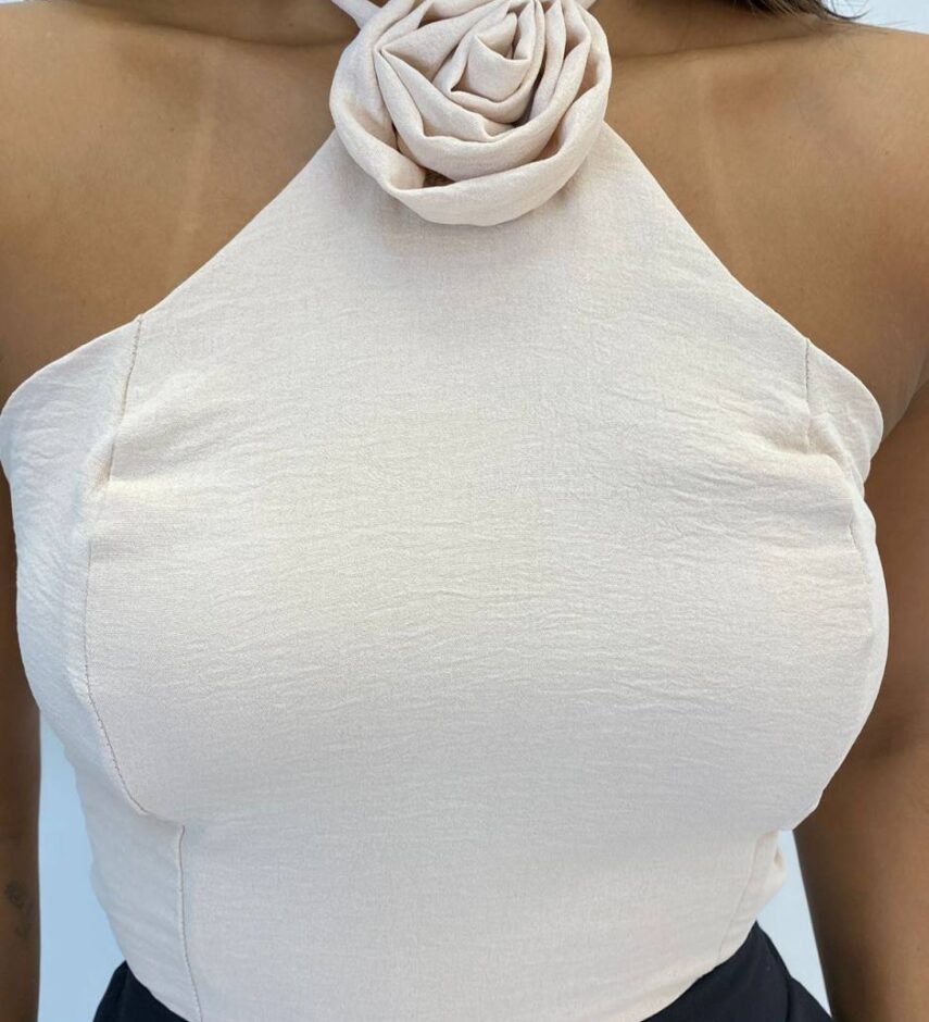 Cropped Frente Única sem Bojo Detalhe em Flor Nude - Fernanda Ramos Store