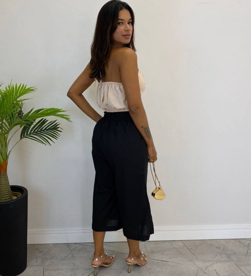 Cropped Frente Única sem Bojo Detalhe em Flor Nude - Fernanda Ramos Store