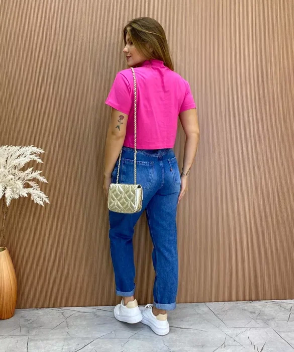 Cropped Manga Curta Básica com Gola Pink - Fernanda Ramos Store