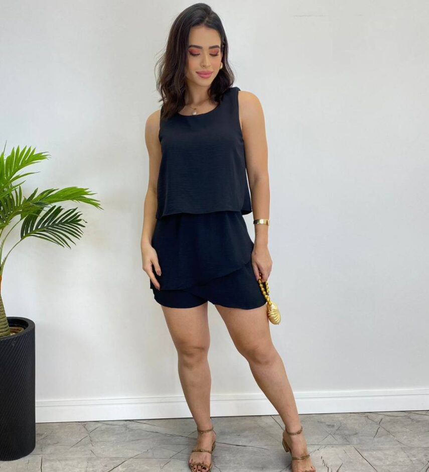 Macaquinho Feminino Rebeca sem Bojo Preto em Camadas - Fernanda Ramos Store