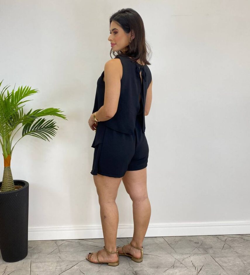 Macaquinho Feminino Rebeca sem Bojo Preto em Camadas - Fernanda Ramos Store