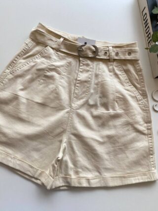 Short Feminino com Cinto e Detalhe em Pregas Bege - Fernanda Ramos Store