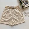 Short Feminino com Cinto e Detalhe em Pregas Bege - Fernanda Ramos Store