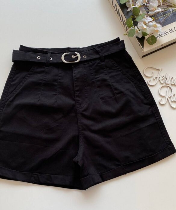 Short Feminino com Cinto e Detalhe em Pregas Preto - Fernanda Ramos Store