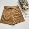 Short Feminino com Cinto e Detalhe em Pregas Caqui - Fernanda Ramos Store