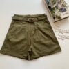 Short Feminino com Cinto e Detalhe em Pregas Verde Militar - Fernanda Ramos Store