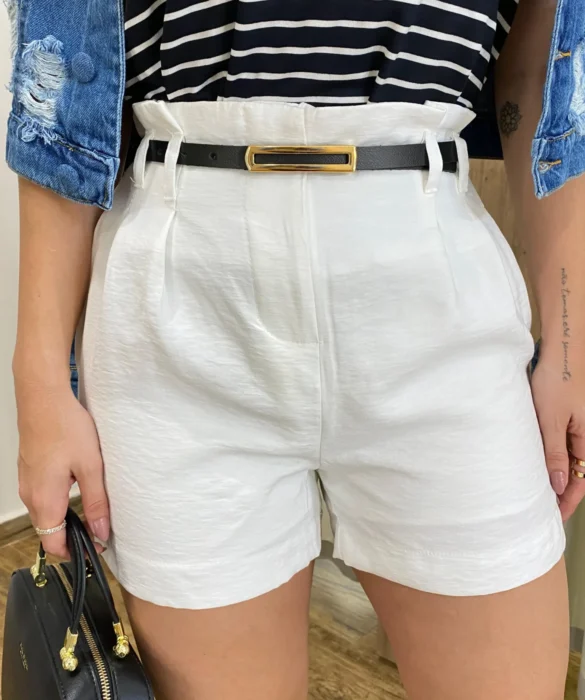 Short Feminino Juliana com Cinto Branco - Fernanda Ramos Store