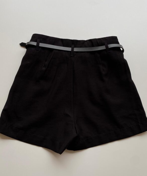 Short Feminino Juliana com Cinto Preto - Fernanda Ramos Store