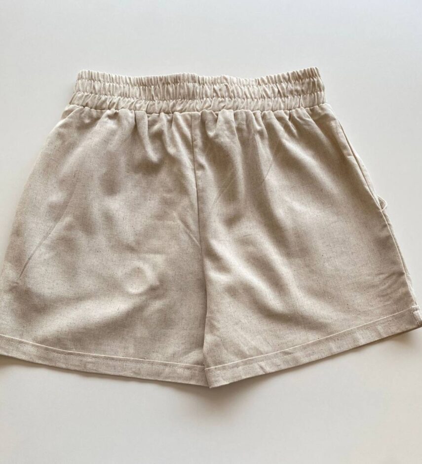 Short Feminino Viscolinho com Bolsos e Amarração Cru - Fernanda Ramos Store