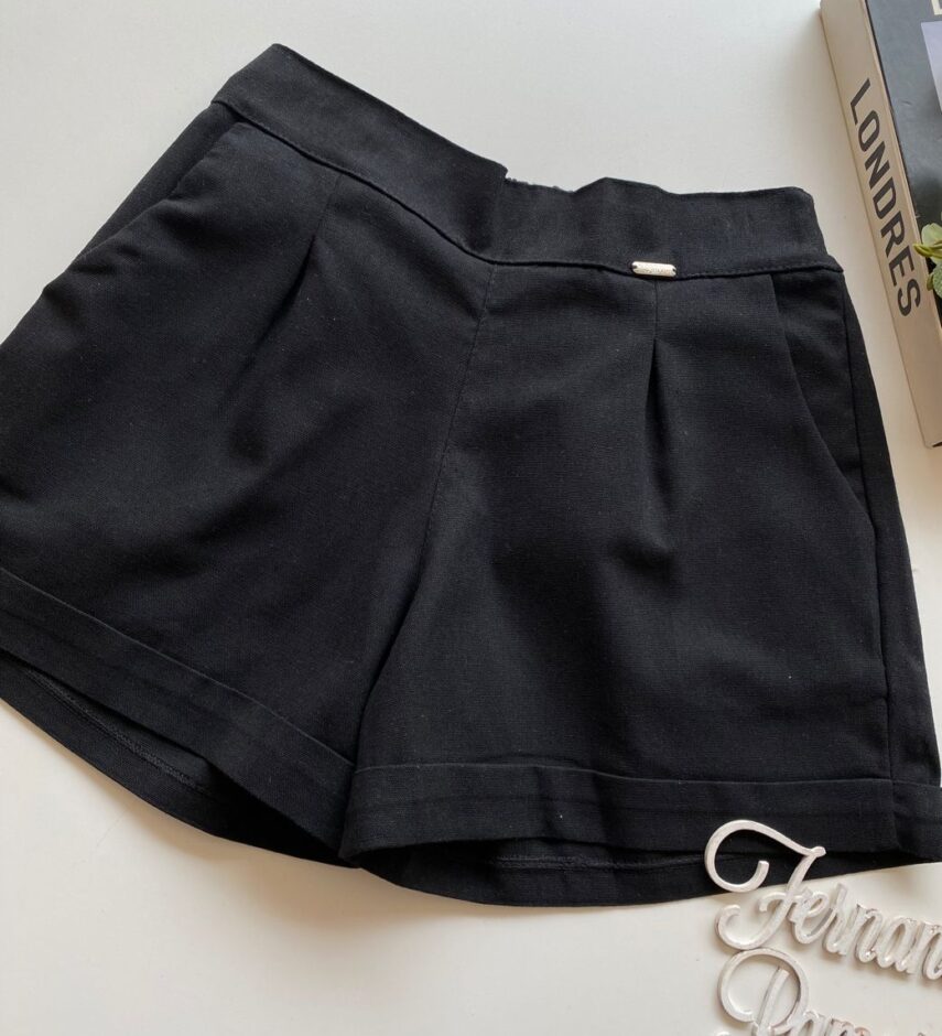 Short Feminino Viscolinho Jéssica com Bolsos Preto - Fernanda Ramos Store