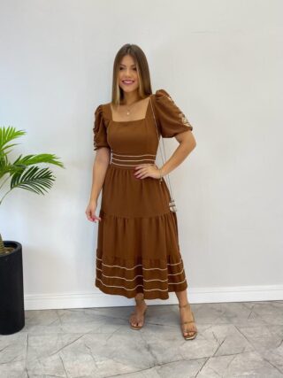 Vestido Midi sem Bojo Mangas Bordadas Marrom - Fernanda Ramos Store