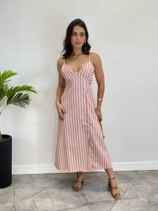 Vestido Midi Tricoline com Bojo e Fenda Listrado de Rosa - Fernanda Ramos Store