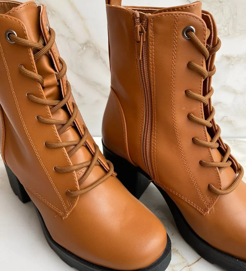 Bota Coturno Feminina Caramelo com Salto - Fernanda Ramos Store