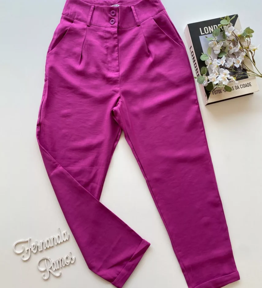 Calça Feminina Alfaiataria com 2 Botões Fúcsia - Fernanda Ramos Store