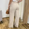 Calça Feminina Pantalona Bia Viscolinho Bege - Fernanda Ramos Store