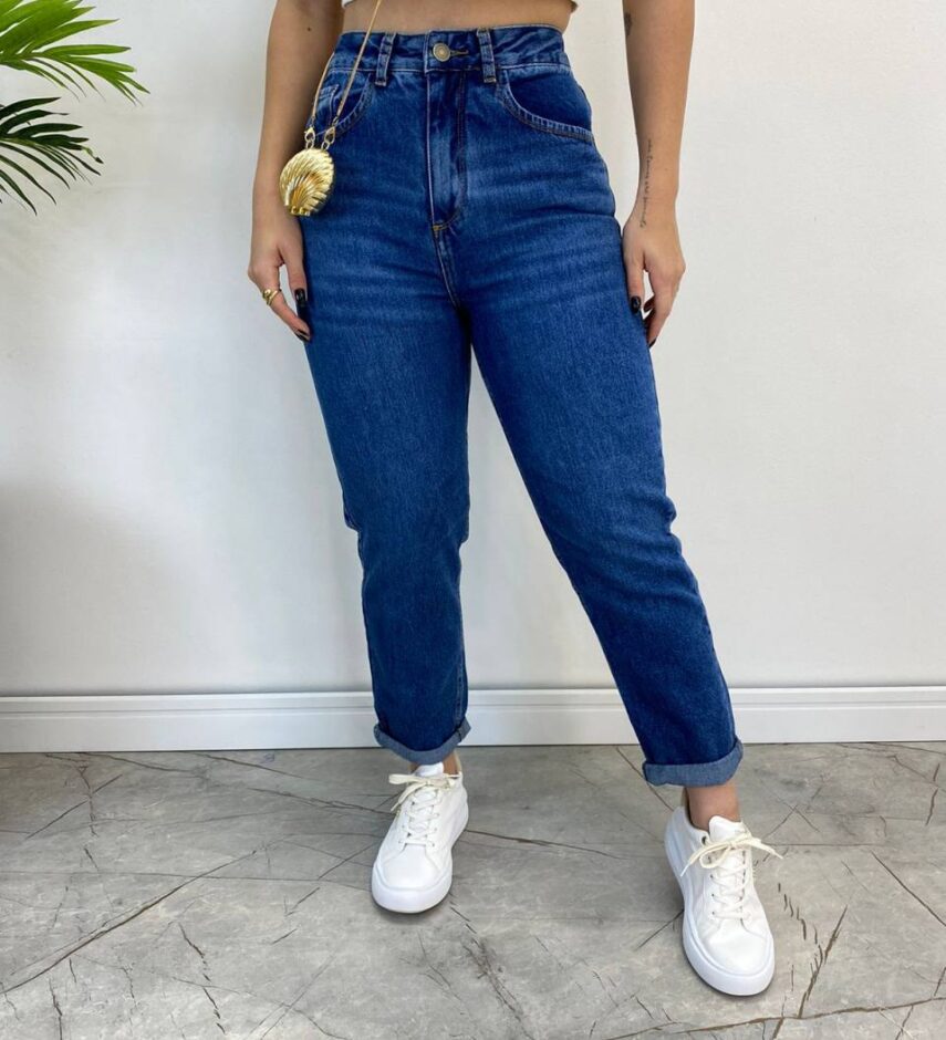 Calça Jeans Feminina Mom com Barra Dobrada - Fernanda Ramos Store