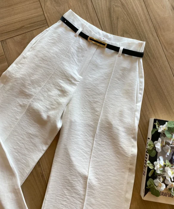 Calça Social Feminina Pantalona Viscose Off White com Cinto - Fernanda Ramos Store