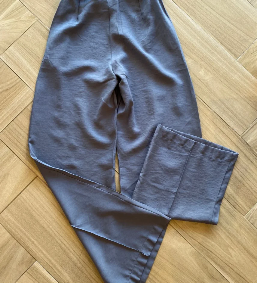 Calça Social Feminina Pantalona Viscose Cinza com Cinto - Fernanda Ramos Store