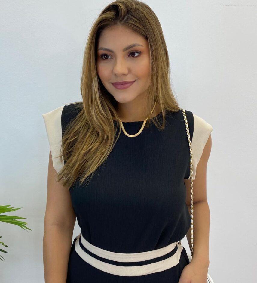 Conjunto Feminino Crepe Blusa Tee Muscle e Short Preto com Nude - Fernanda Ramos Store