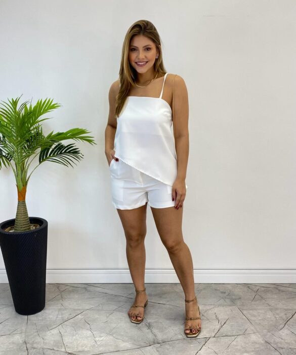 Conjunto Feminino Regata Assimétrica sem Bojo e Short Branco - Fernanda Ramos Store